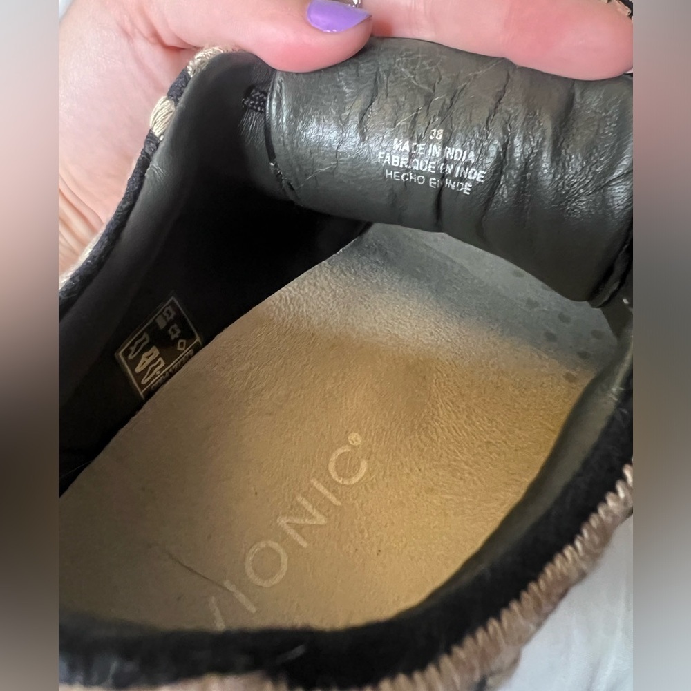 Free People Vionic Catch Me If You Can Embroidered Black and Tan Sneakers - Picture 10 of 10